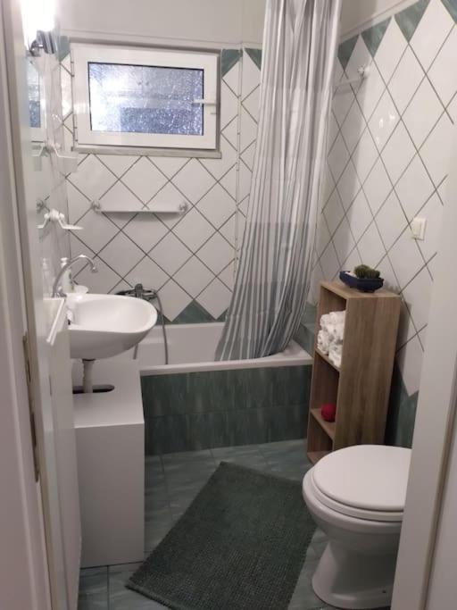 Ferienwohnung Χαίρε, Ξεΐνε, Παρ' Αμμι Φιλησεαι Tríkala Exterior foto